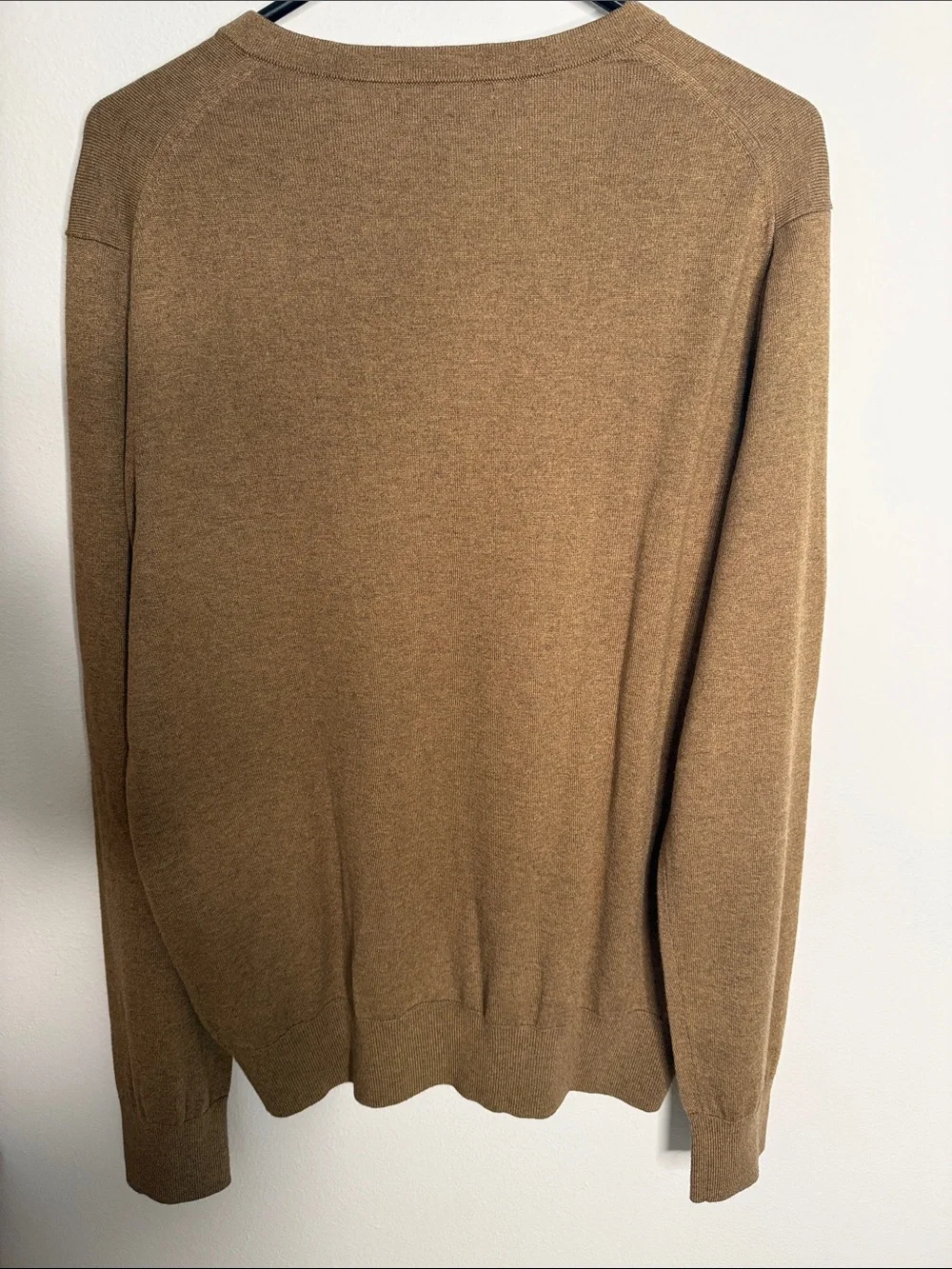 Banana Republic Luxury Blend V Neck Sweater Camel Tan Silk Cashmere Cotton Mens